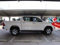 used-2020-toyota-hilux-revo-double-cabin-pick-up-small-4